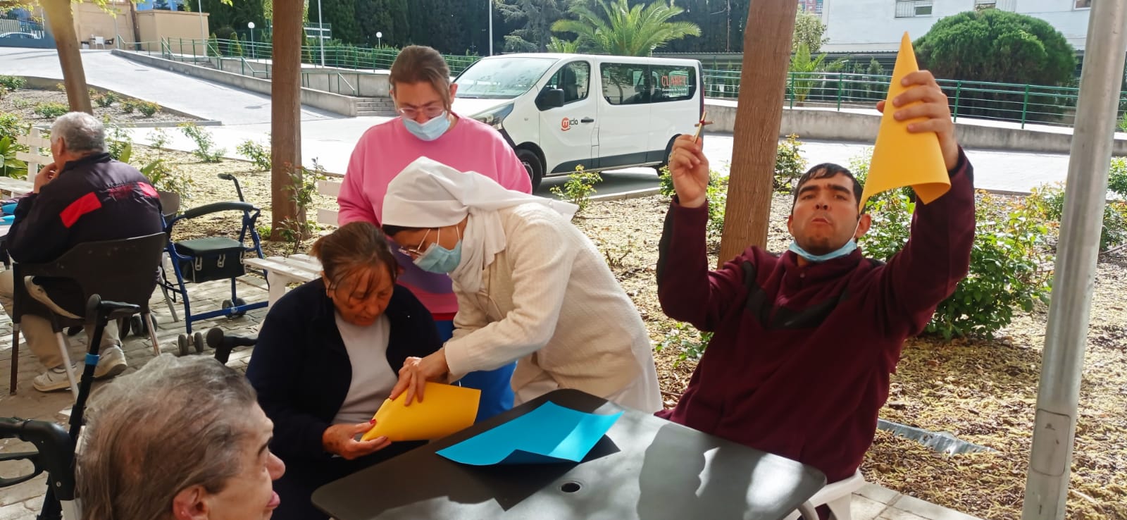 Actividad intergenaracional la Purisima RC GRANADA 3